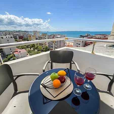 Sea View 860 Apartment